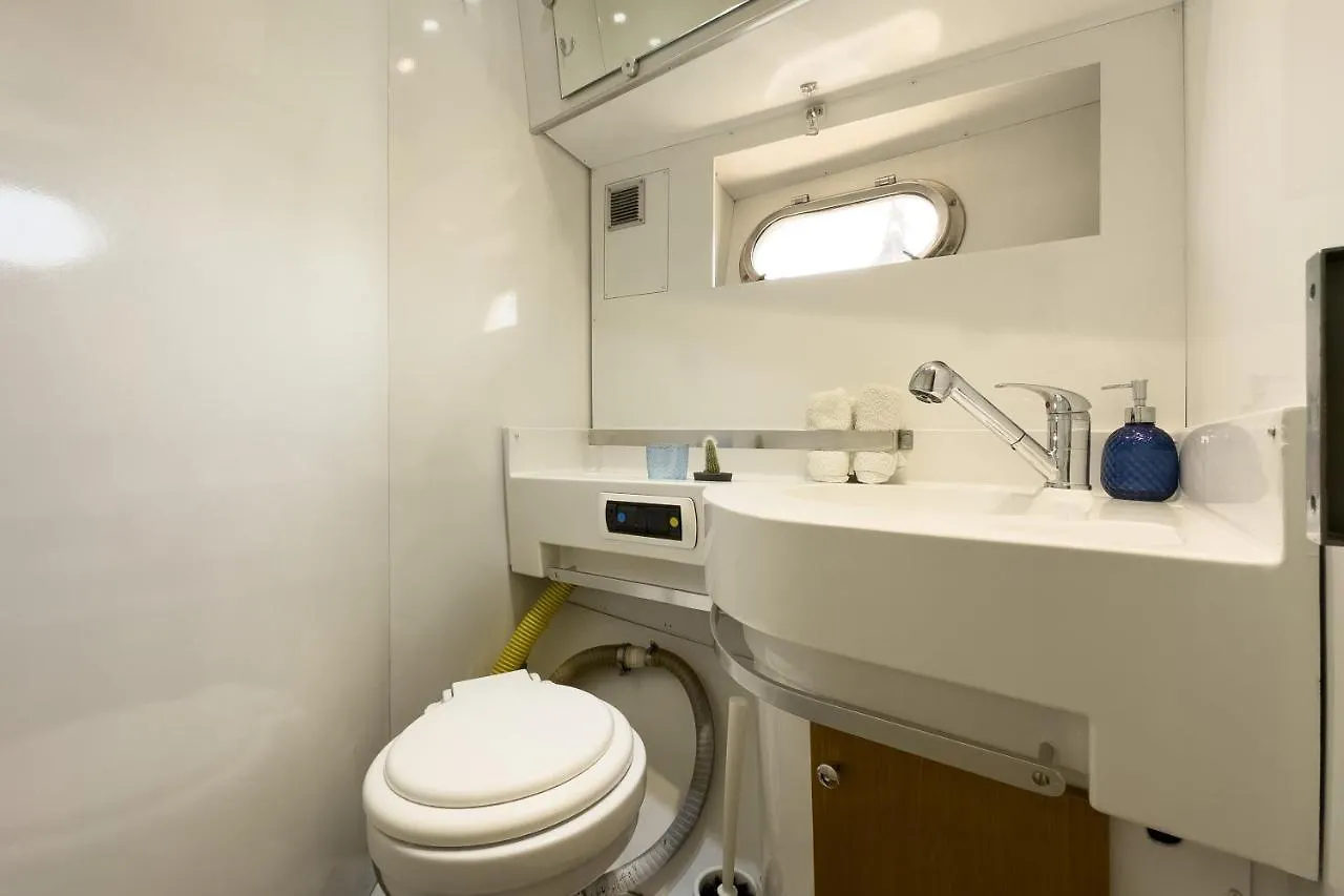 Hotel Napao Barcellona Botel